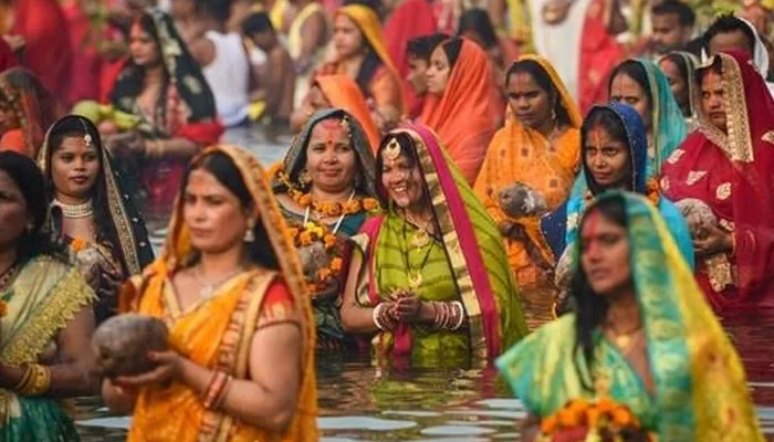 Chhath Puja Special: The 36-Hour Fast - How Devotees Manage Without Food & Water